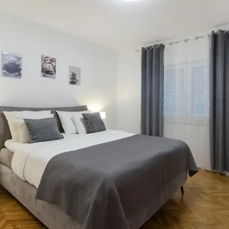 Trogirski San Apartment *