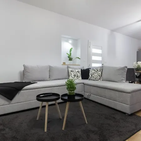 Appartement Trogirski San Trogir