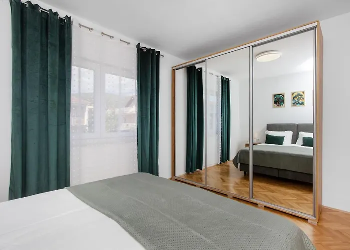 Trogirski San Apartamento