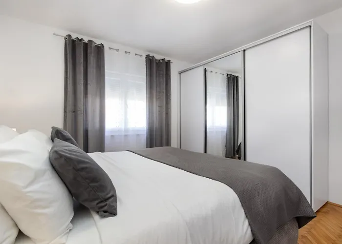 Apartamento Trogirski San Trogir