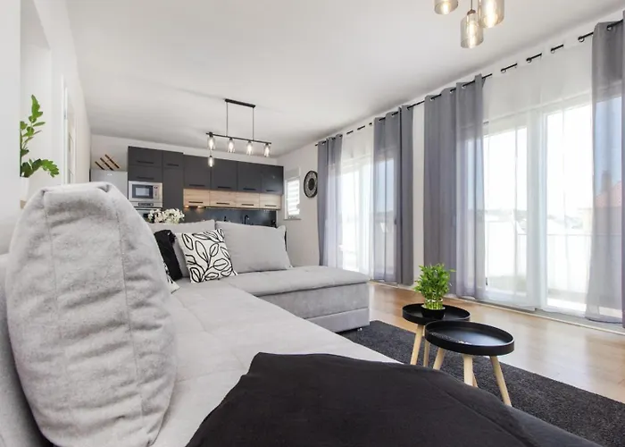 Trogirski San Apartamento *